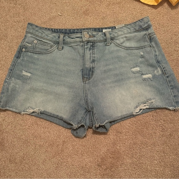 Time and Tru Jean Shorts - Picture 1 of 1